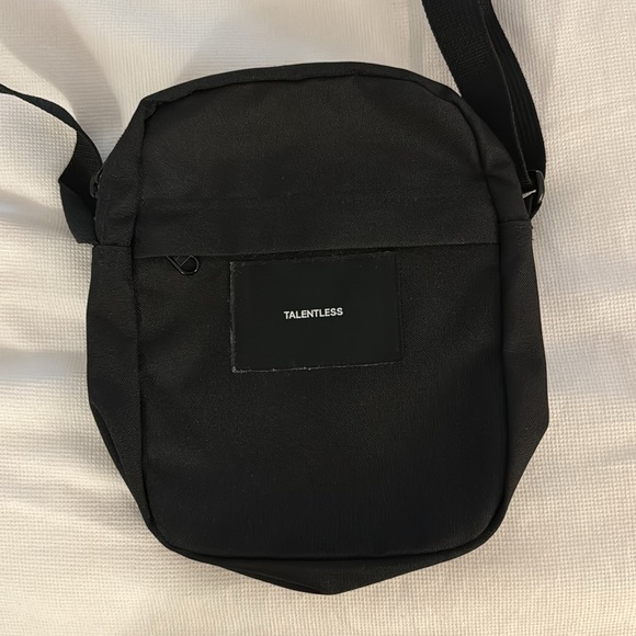 Talentless Shoulder Bag - Picture 9 of 11